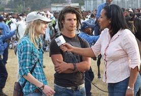 Volunteer Journalism A journalism volunteer interviews people on location in Ethiopia